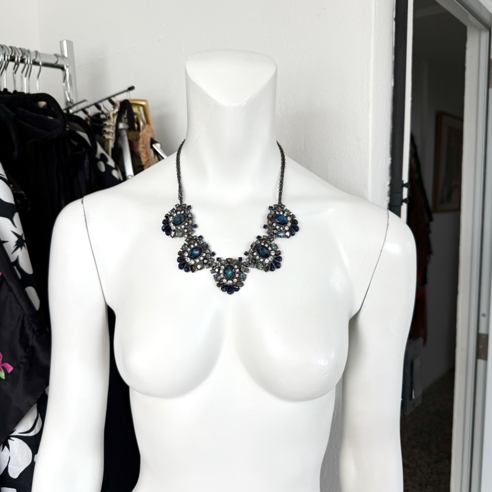 Belle Badgley Mischka Set - Picture 3 of 5